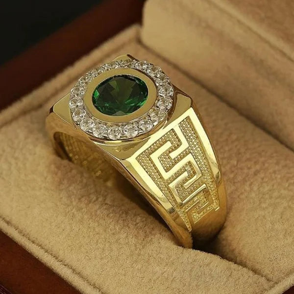 Fashion Men's Classic Gold Color Ring Luxurly Inlaid with Green Stone Rings for Men Party Wedding Ring Anniversary Gift